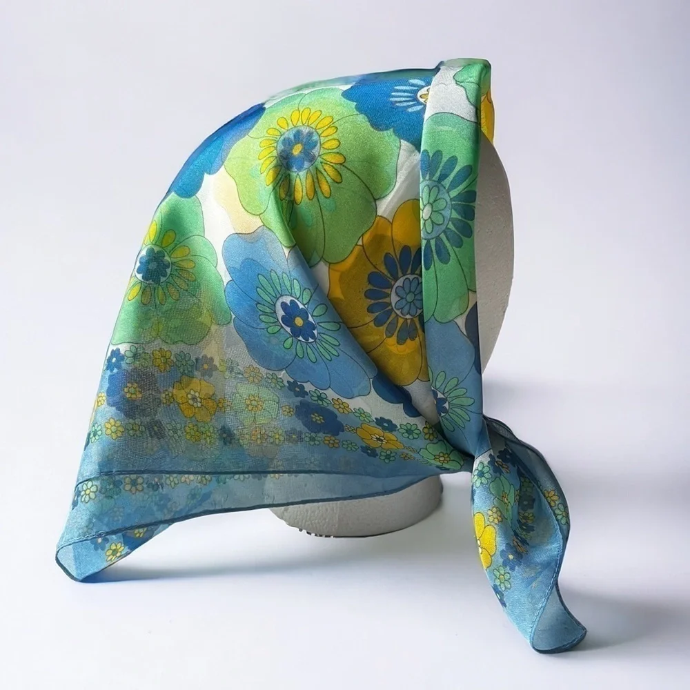 Vintage 60s 70s Floral Scarf Headscarf Neckerchief